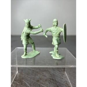 Vintage 1965 Marx  Pale Green Viking Action Figure Soldiers X2